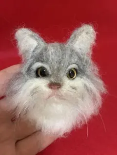 羊毛フェルト ブローチ 猫 顔 キジ白 - メルカリ