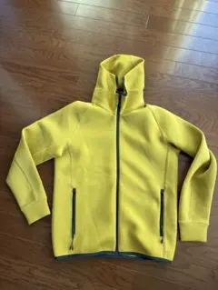 ユニクロウルトラストレッチドライスウェットパーカー美品