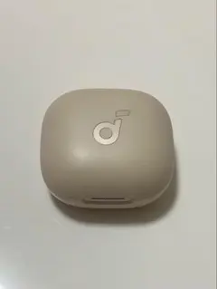 Anker Soundcore P40i イヤホンケース 本体 オフホワイトのサムネイル