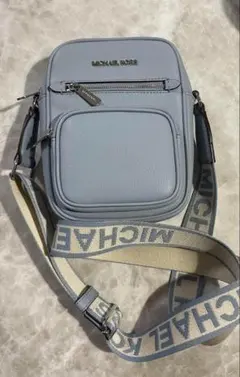 MICHAEL KORS ライトブルー ショルダーバッグ