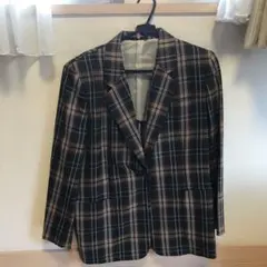 期間限定値引　美品　DAKS レディーススーツのサムネイル
