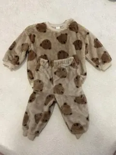 クマ柄フリースロンパース
