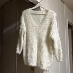 シャギーニット 白