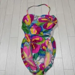 ストラップレス水着　サイズMくらい