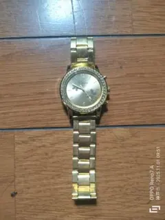 ゴールドとホワイトの腕時計セットジャンク