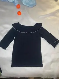 オフショルダー黒長袖トップス