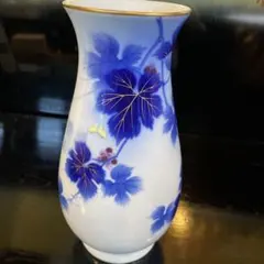 深川製磁 花瓶 葡萄柄 金彩 花器のサムネイル