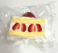 kikisquishy アップルパイは甘くない 苹果派不甜 いちごサンド ケーキ