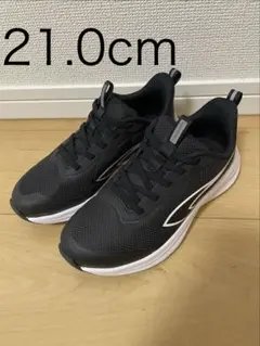 ティゴラ TIGORA ジュニア ランニングシューズ　TRJ4016BKWHのサムネイル