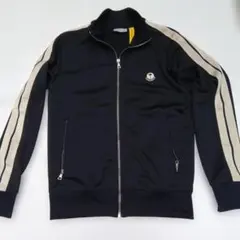 あ*す様 ⭕️MONCLER ブラック ジップアップジャケットSのサムネイル
