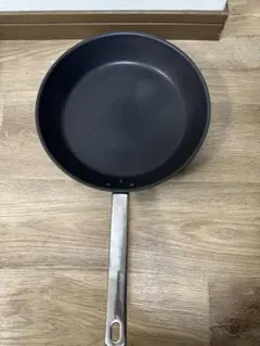 KYS（Kishiyasu）ノンスティックアルミフライパン ２個セット 22㎝・19cm （ヒルナンデス！紹介商品）75025-3-002T KYS ノンスティックアルミフライパンセット 22・19cm 75025-3 - メルカリ