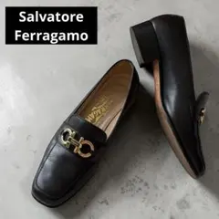 サルブァトーレフェラガモ☆ローファー ゴールド ガンチーニ ブラック 金色ビット