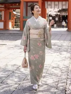 【美品♪洗える着物】小紋 桜柄 淡いグリーン 優しい春色 お出かけ・お茶会に