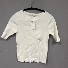 GU オフホワイト リブボートネックセーター