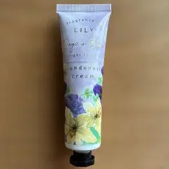 【新品未使用】Days in Bloom ハンド＆ネイルクリーム 30mlのサムネイル