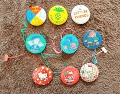 昭和レトロ サンリオ プレミアム 絵が変わるバッジ・缶バッジ9点 