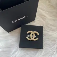 CHANEL CCロゴブローチ 箱付き