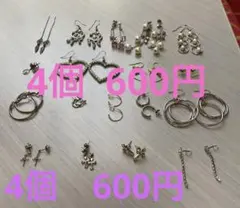 多様なデザインのピアスセット