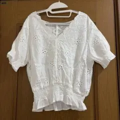INGNI ホワイト 刺繍レース 半袖ブラウスのサムネイル