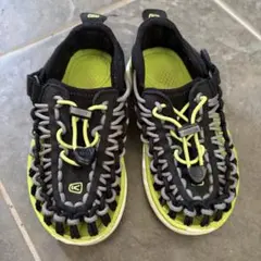 KEEN UNEEK サンダル ブラック ライムグリーン