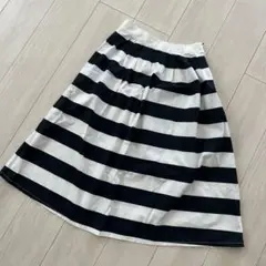 Stradivarius フレアスカート　ボーダー