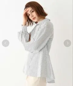 オペークドットクリップ【M】ハイネックペプラムブラウス 白系 ストライプ 上品のサムネイル
