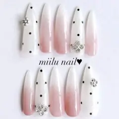 ベイビーブーマー　ドット　韓国　ワンホン　ネイルチップ　量産型　ロング　ギャル