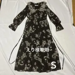 【美品】SNIDEL ビッグエンブロイダリーカラープリントワンピース　ブラック