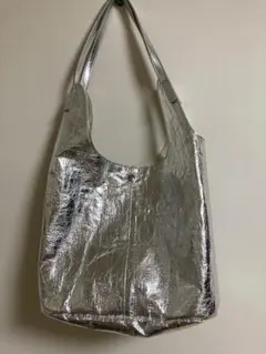 Unbillion シルバーショルダーバッグのサムネイル