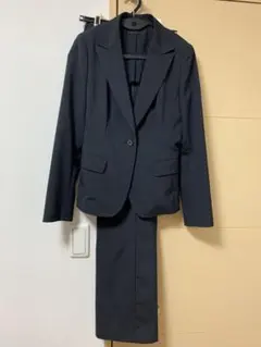 お*か様 美品　ＩＣＢダークネイビー ストライプパンツスーツ Ｍ〜Ｌ