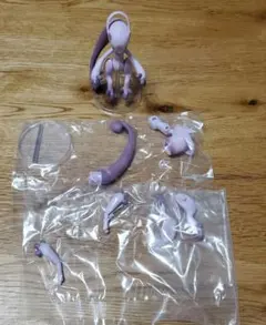 【新品未使用】組立可動メガミュウツーY