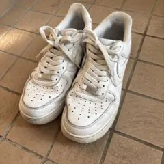NIKE AIR FORCE 1 ホワイト スニーカー