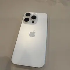 iPhone 16 Pro ホワイトチタニウム 512GB - メルカリ