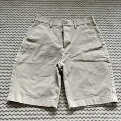 GU ベージュ チノショートパンツ