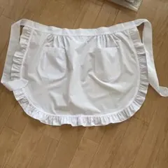 フリルエプロン（白　ホワイト）