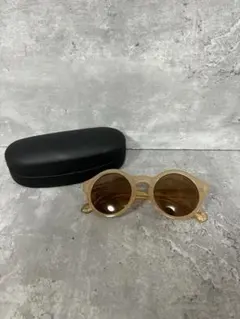 サングラス LagunaMoon 完売品 ベージュ 映え 紫外線対策のサムネイル