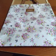 ピーターラビット　トートバッグ　2WAY ヤクルト　花柄