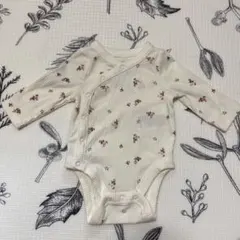 baby GAP ベビー ロンパース 花柄 0-3ヶ月のサムネイル