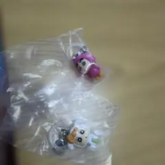 クレヨンしんちゃん めじるしアクセサリー 2個セット