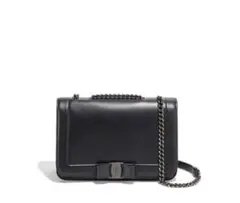 フェラガモ♡ヴァラリボンチェーンショルダーバッグ