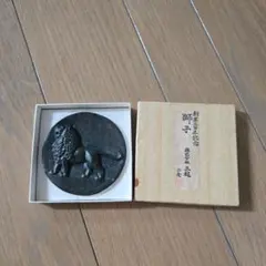 新品　昭和47年 三越創業300年記念　ブロンズ 青銅 獅子 文鎮のサムネイル