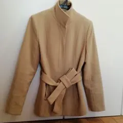 春まで着られる　キレイなイエロー　ノーカラーコート