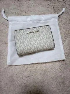 MICHAEL KORS 二つ折り財布 ベージュ/ホワイト