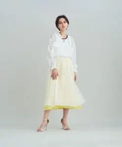 グレースコンチネンタル　シアープリーツスカートのサムネイル