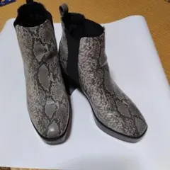 サイドゴアブーツ 厚底