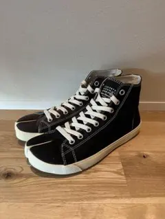 Maison Margiela Tabi ハイカットスニーカー ブラックのサムネイル