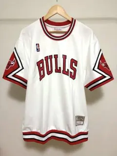 Mitchell&Ness シカゴブルズ ゲームシャツ 1987-88のサムネイル