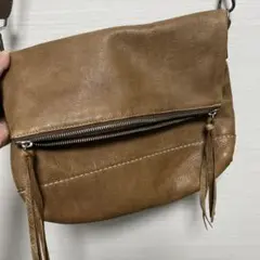 ROOTS ショルダーバッグ　本革