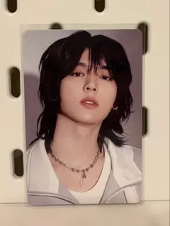 Item thumbnail for item 7eaf2536-4f40-4c61-8ae3-ed15a5f99a9f