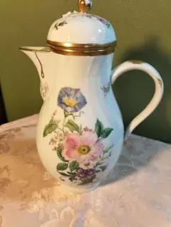 KPM ベルリン 陶磁器 ドイツアンティーク・西洋磁器 花カゴを持つ女の子 置物 KPM、ベルリン王立磁器製陶所、陶器人形、花籠を持つ女性 - メルカリ